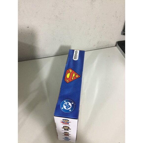 Little People Superman Through the Ages Mini Figures - Picture 4 of 4